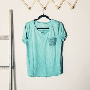 SO SHORT SLEEVE POCKET TEE GREEN AND WHITE SIZE MEDIUM